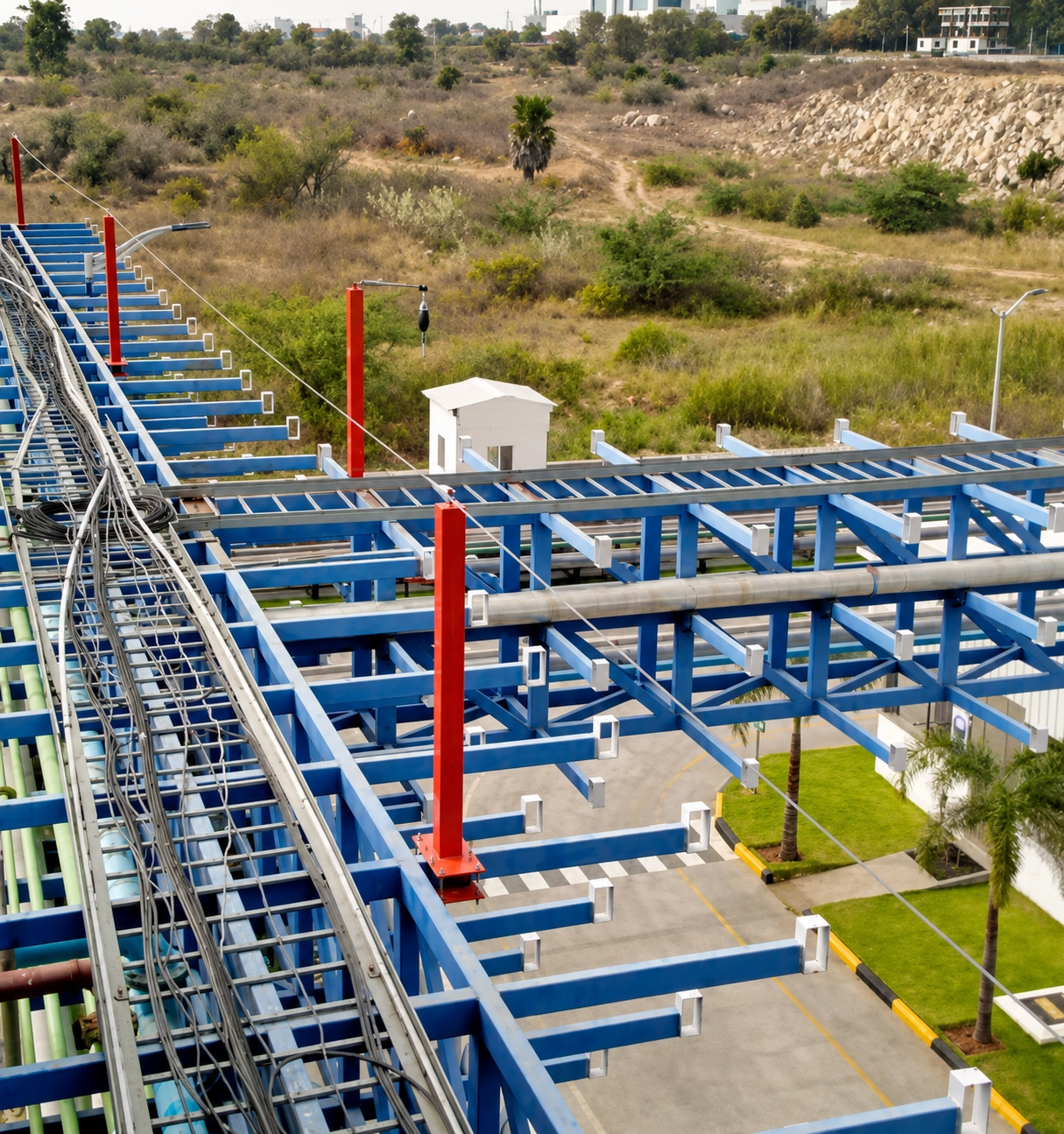 Horizontal fixed line application on industrial roof structure